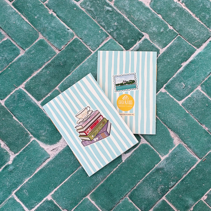 Carnets petit format bleu et blanc, motif animal illustré par Ceci Rjass, souvenir fait à Pornic, Pays de Retz