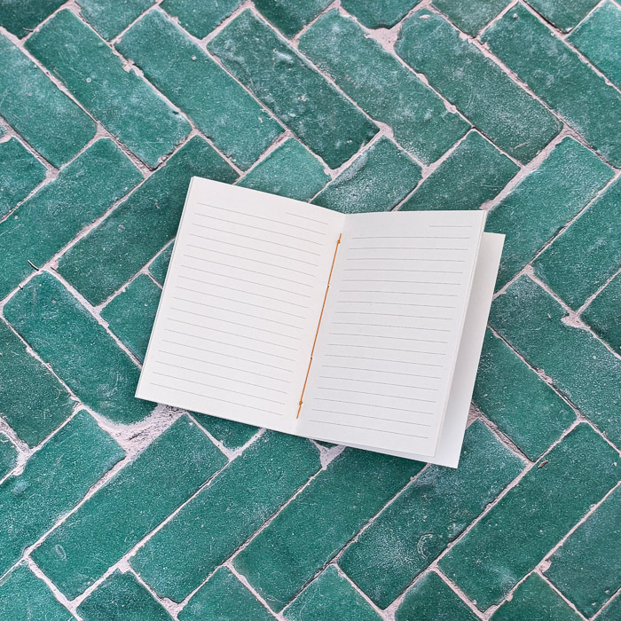 Un carnet illustré à Pornic, pour écrire avec du caractère — signé Ceci Rjass.