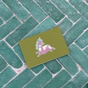 Carnet aquarelle colorés avec petit sticker animal, illustrés par Ceci Rjass, fait à Pornic, Pays de Retz