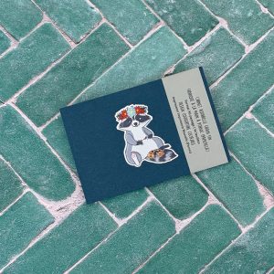 Carnet aquarelle colorés avec petit sticker animal, illustrés par Ceci Rjass, fait à Pornic, Pays de Retz
